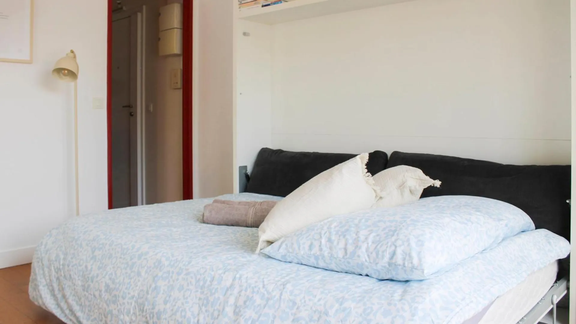 Charming Studio Of 23 M Close To The Sacre-Coeur Paris Apartment